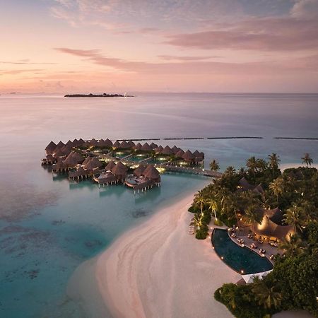 Hotel The Nautilus Maldives Kamadhoo Esterno foto