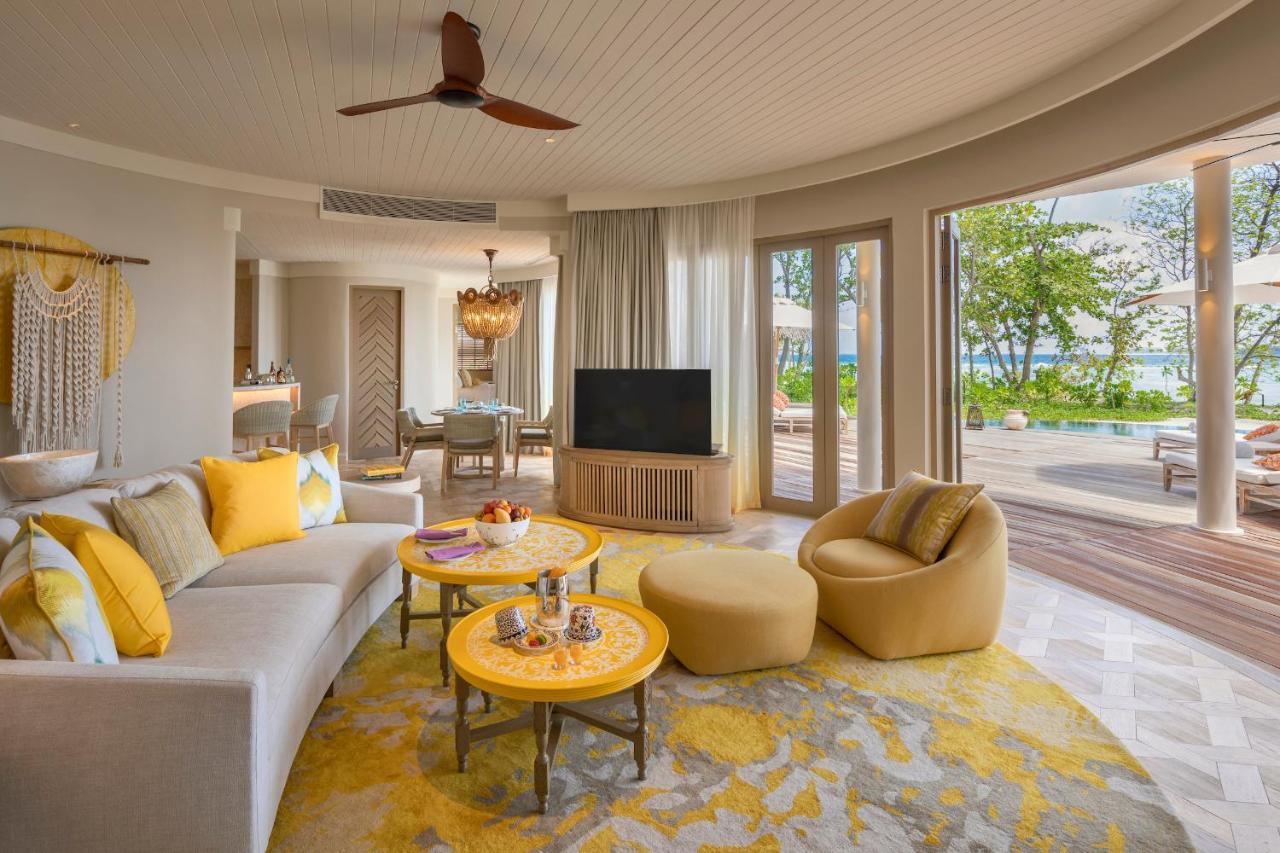 Hotel The Nautilus Maldives Kamadhoo Esterno foto