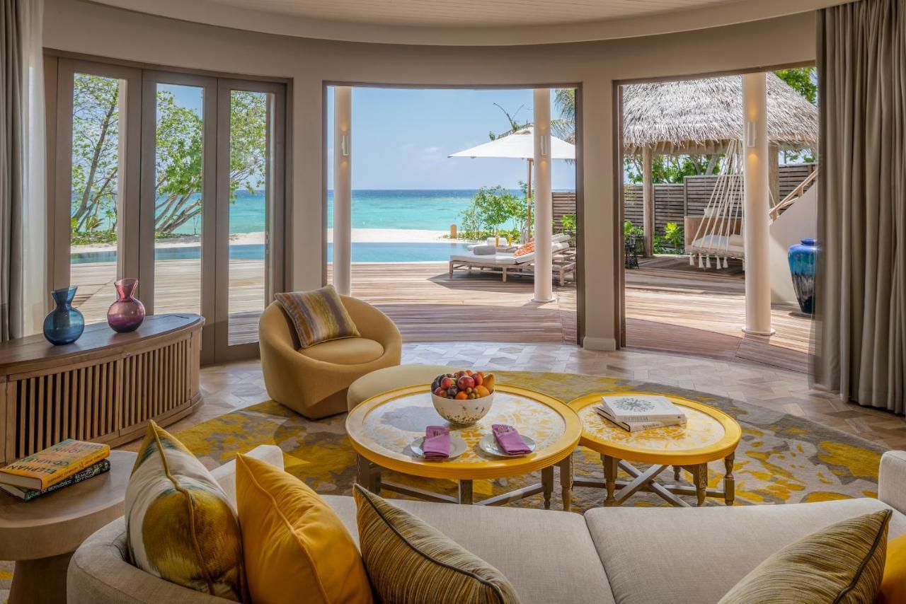 Hotel The Nautilus Maldives Kamadhoo Esterno foto