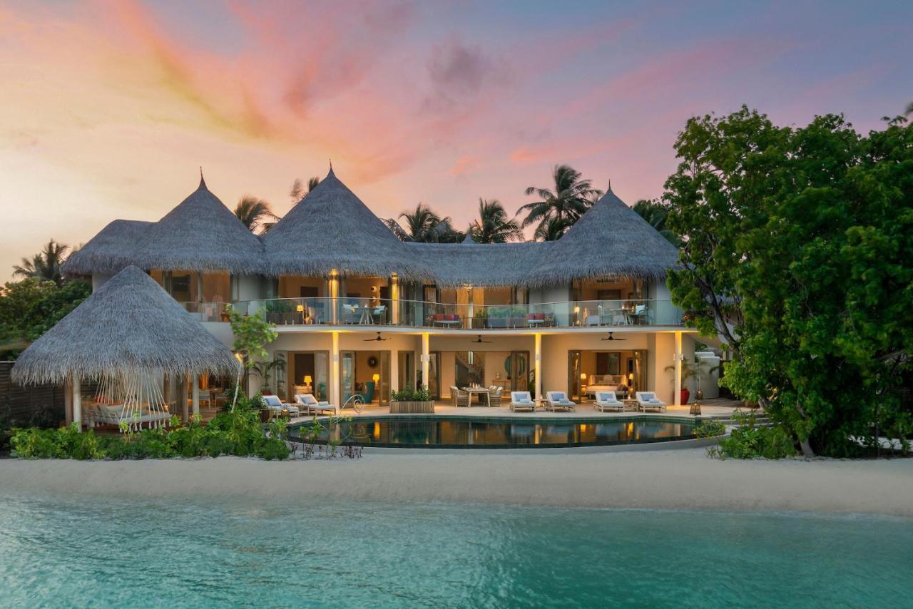Hotel The Nautilus Maldives Kamadhoo Esterno foto
