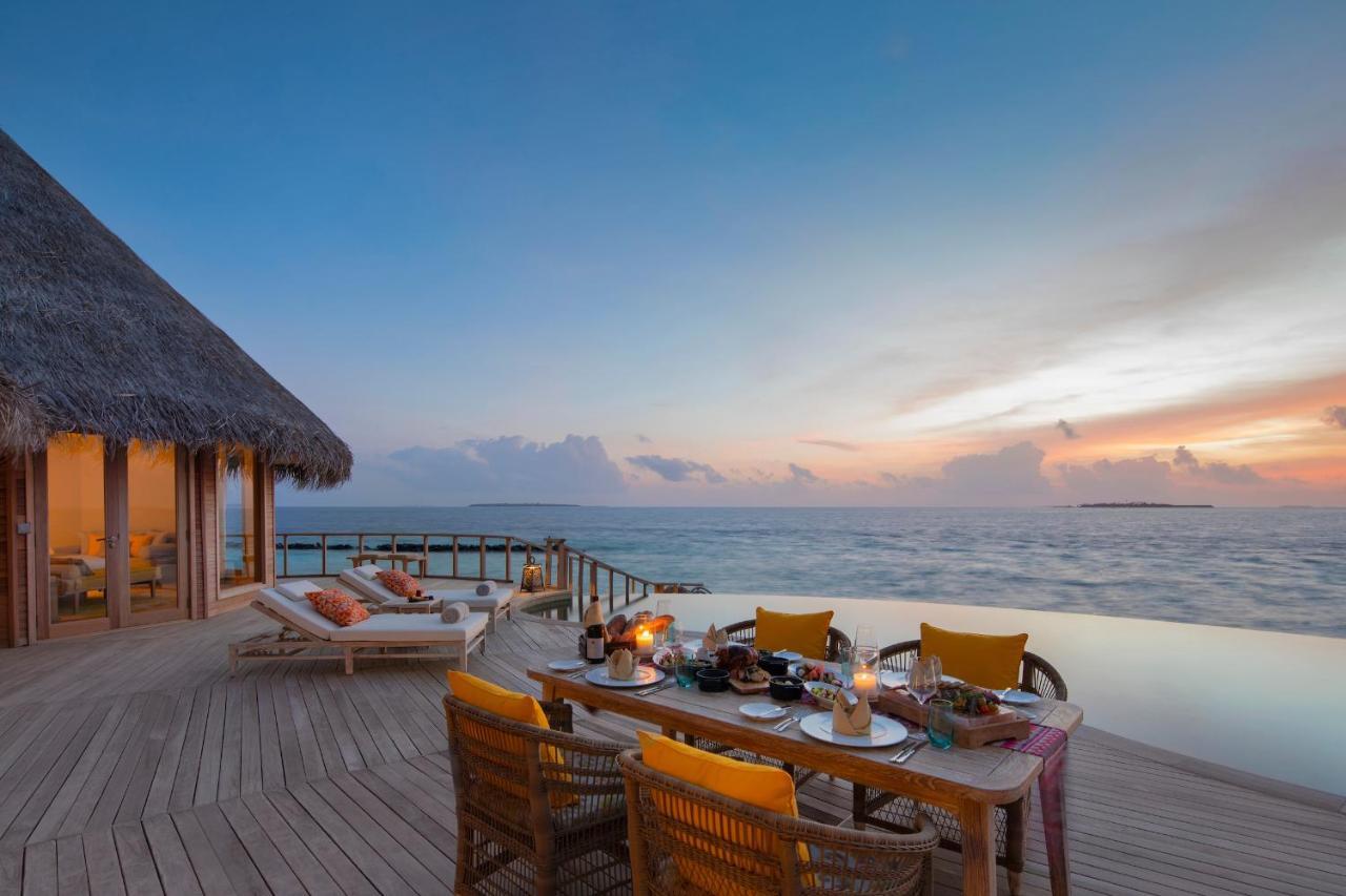 Hotel The Nautilus Maldives Kamadhoo Esterno foto