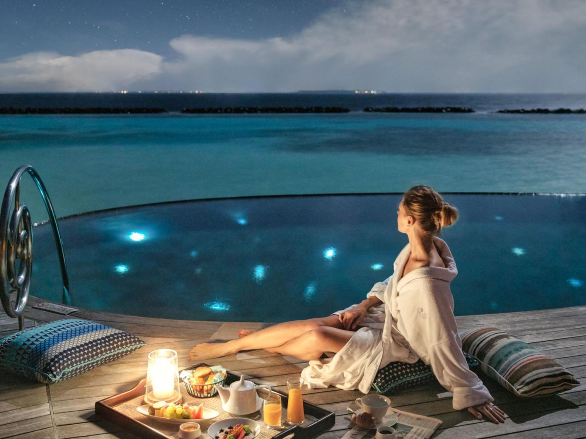 Hotel The Nautilus Maldives Kamadhoo Esterno foto