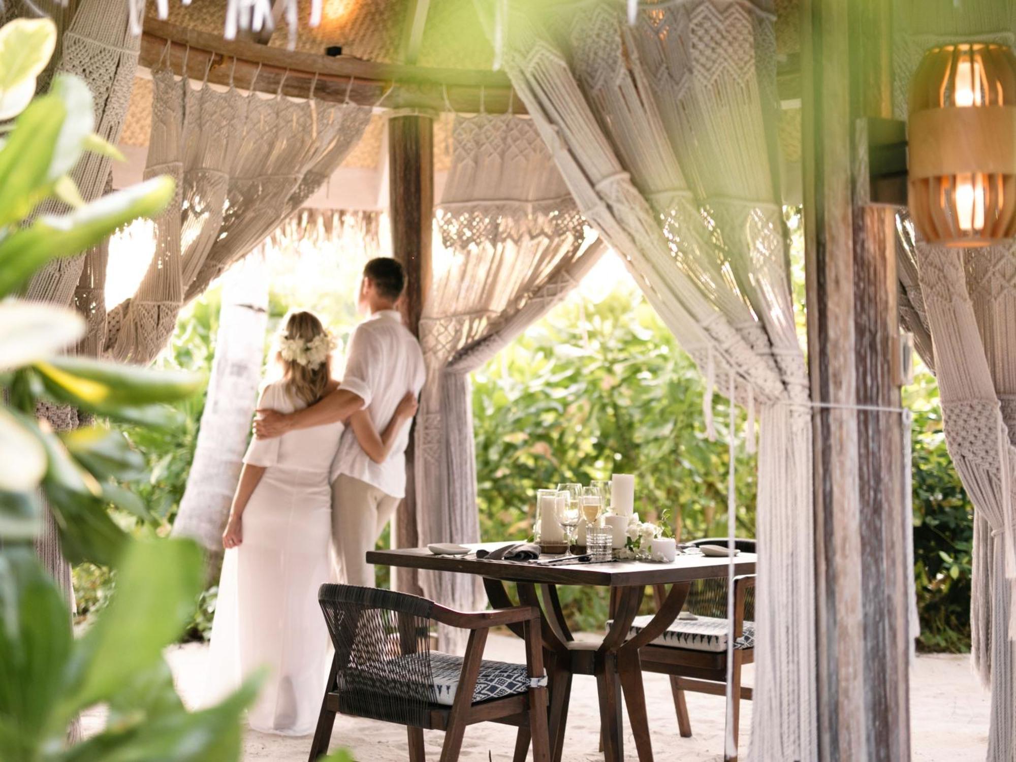 Hotel The Nautilus Maldives Kamadhoo Esterno foto