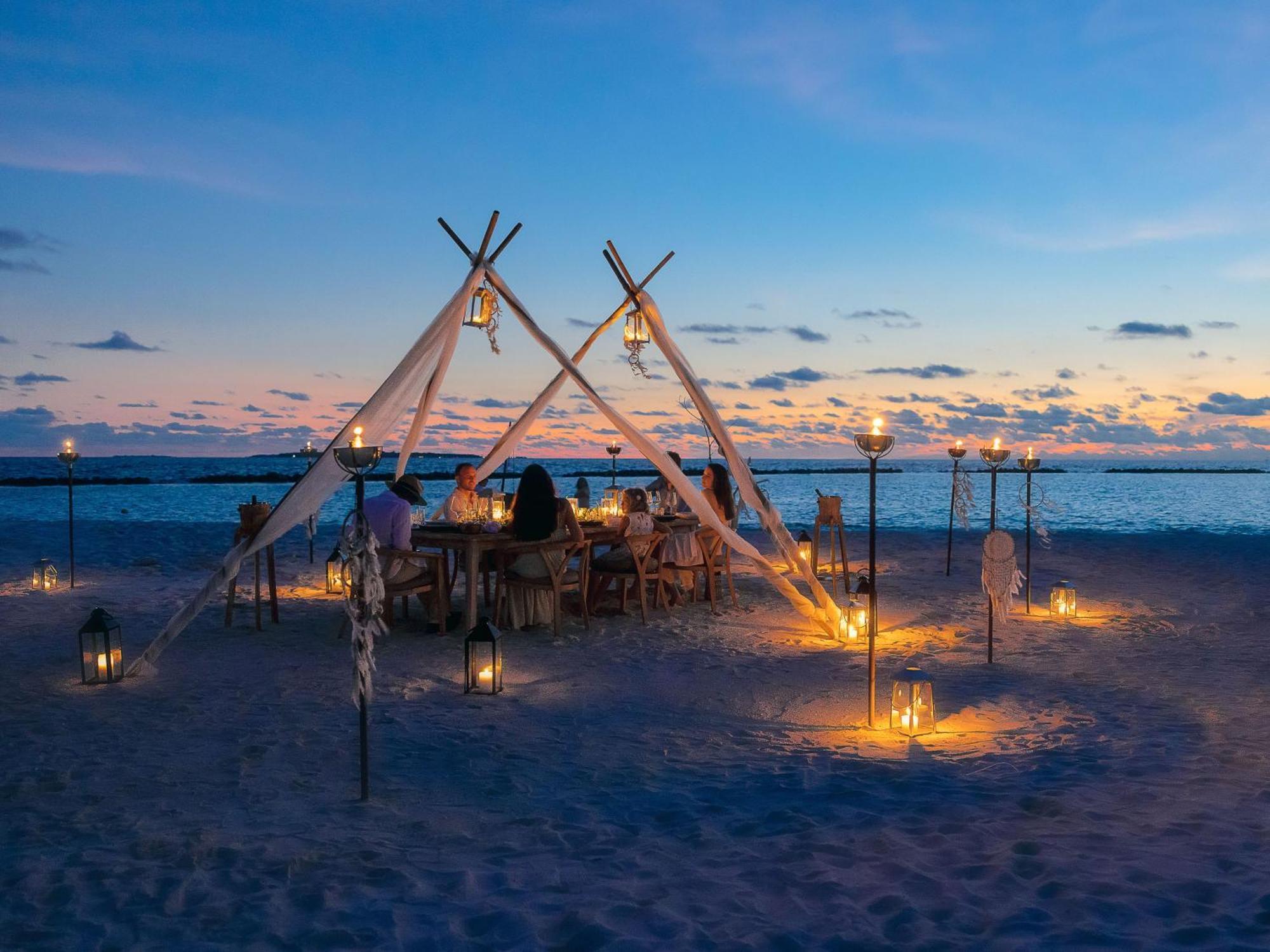 Hotel The Nautilus Maldives Kamadhoo Esterno foto