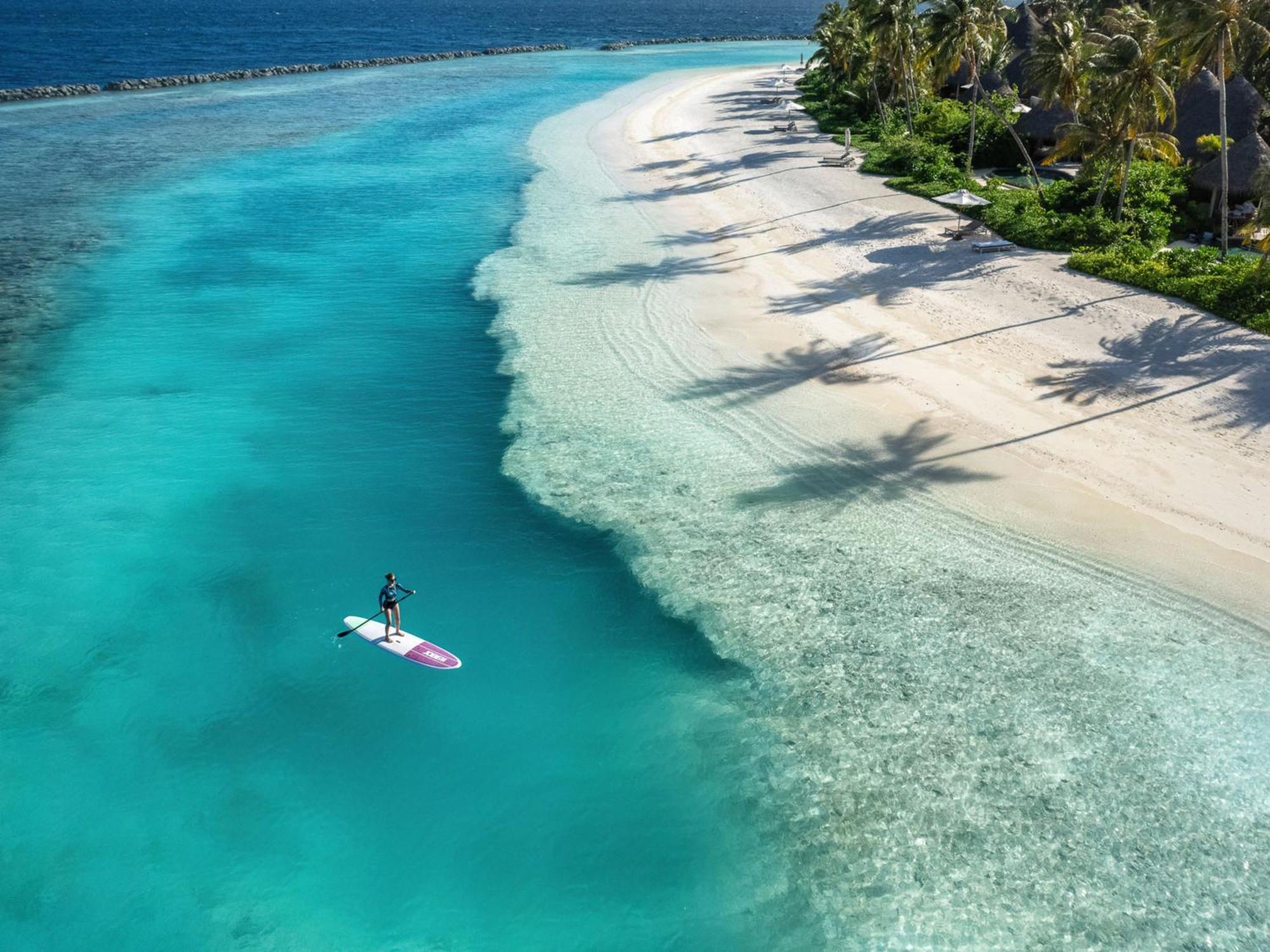 Hotel The Nautilus Maldives Kamadhoo Esterno foto