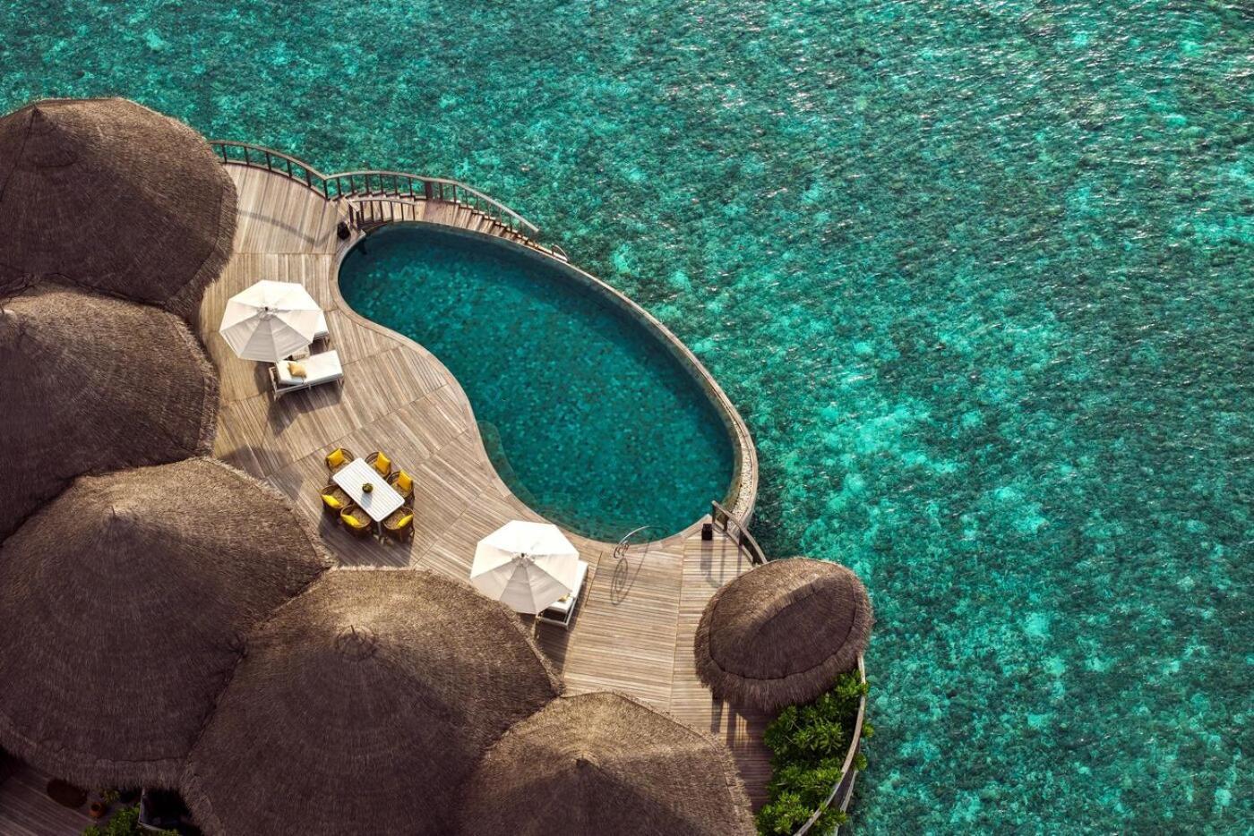 Hotel The Nautilus Maldives Kamadhoo Esterno foto